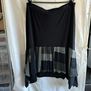 Plus size skirt 24W